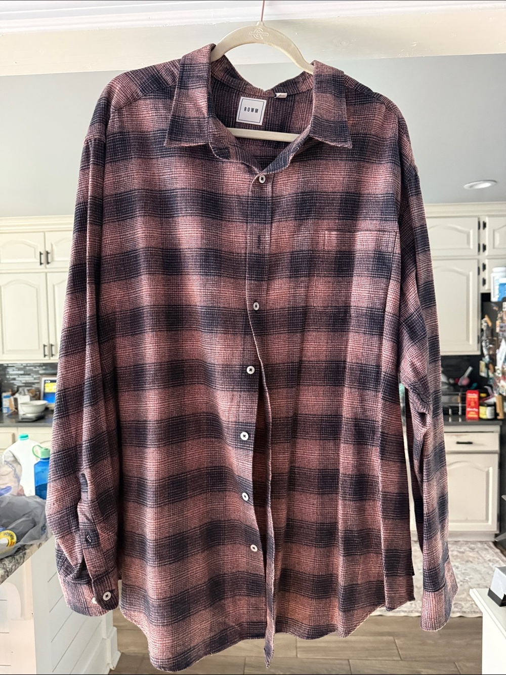 Rown Casual Plaid Button-Down Shirt in Rose and Black
